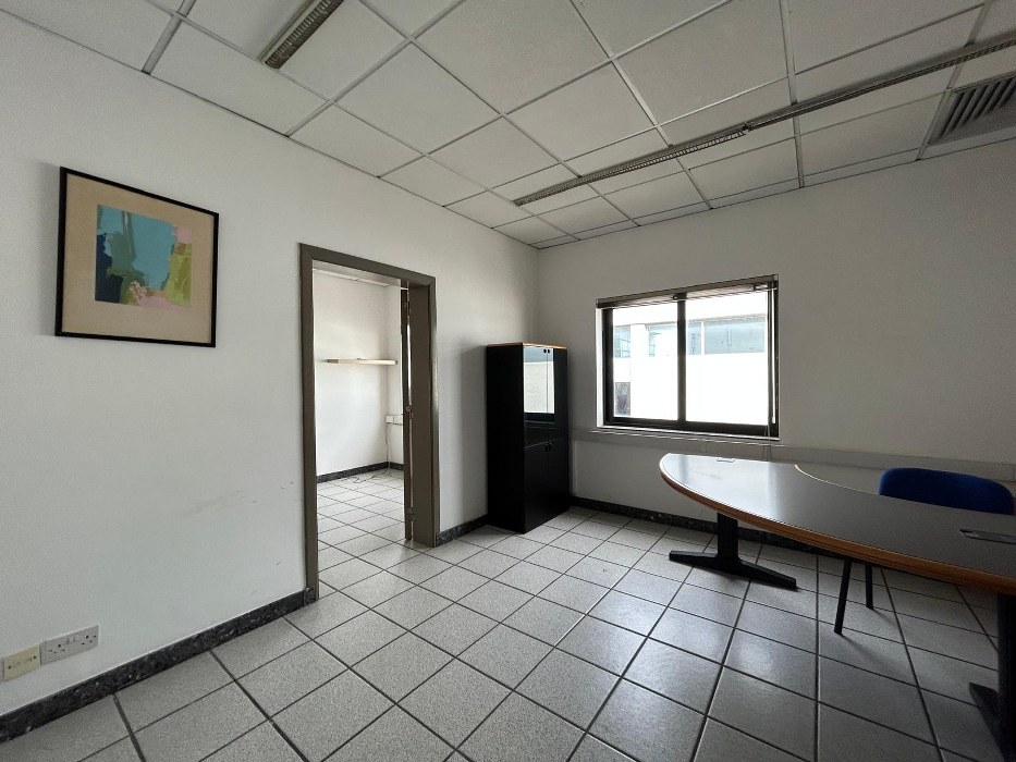 Full Commercial Building with a private Garage in Lija with a total area of 1120sqm