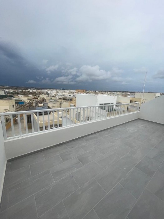 Hamrun Fully Equipped 7-Bedroom Block for rent