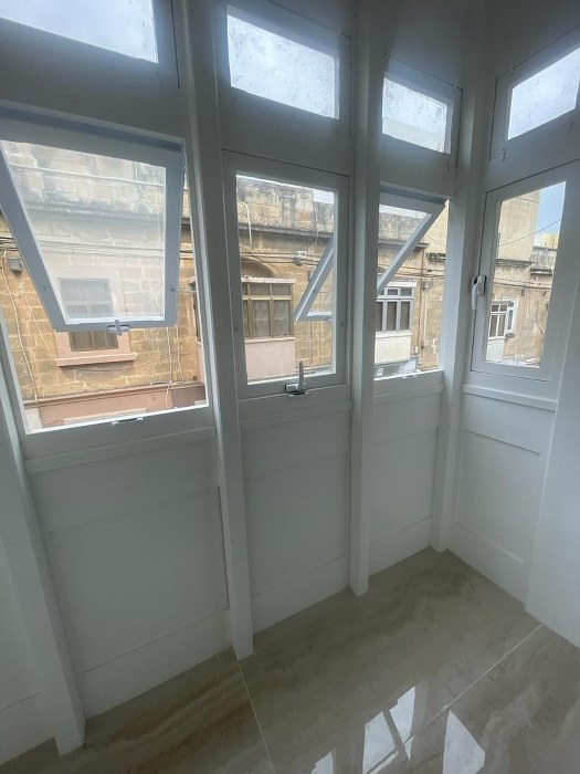 Hamrun Fully Equipped 7-Bedroom Block for rent