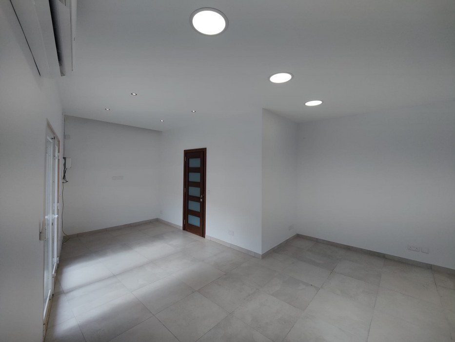 Offices for rent Malta: Swatar 60sqm commercial premises to let